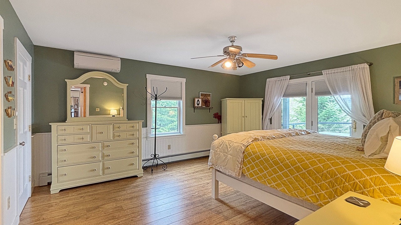 Photo of Bedroom in Beaver Cove