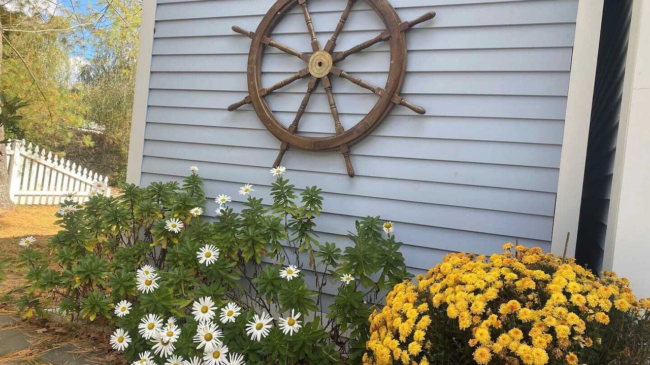Photo of Others in Stonington