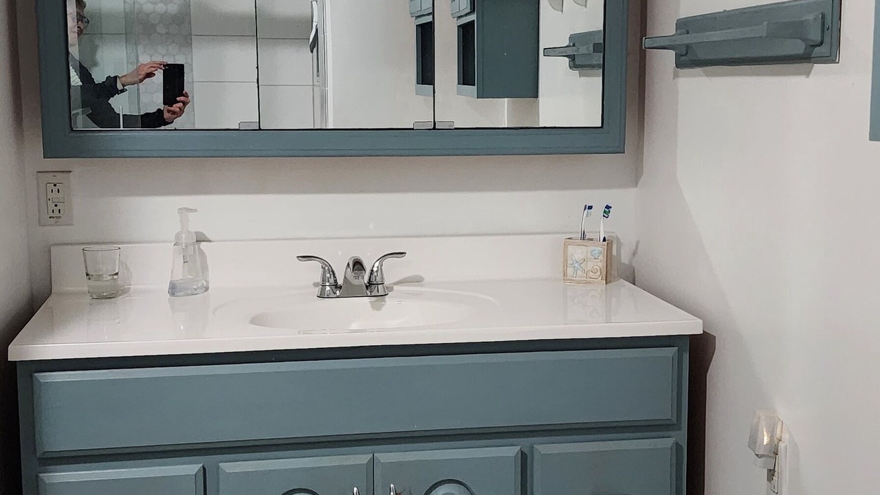 Photo of Bathroom in Craig Beach