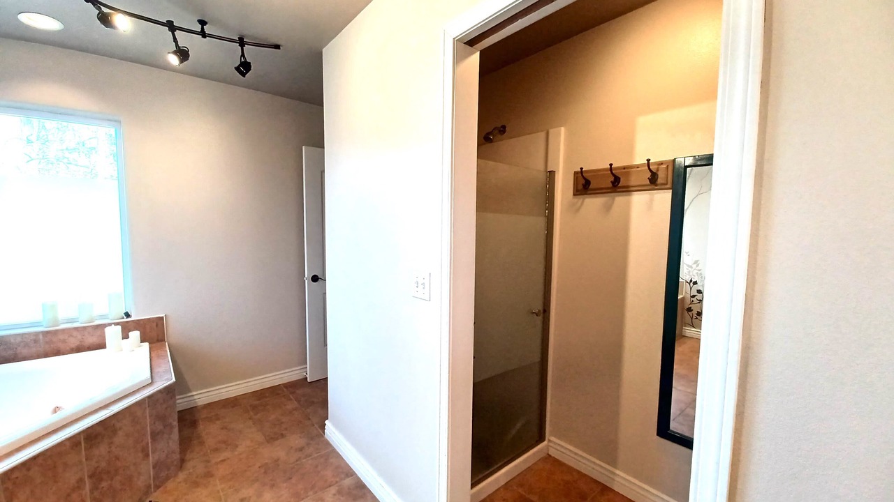 Photo of Bathroom in Gateway