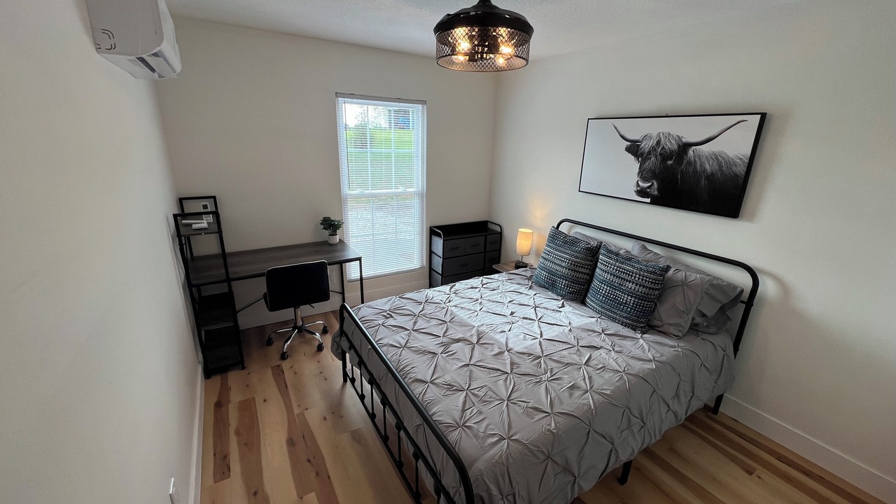 Photo of Bedroom in Teays Valley