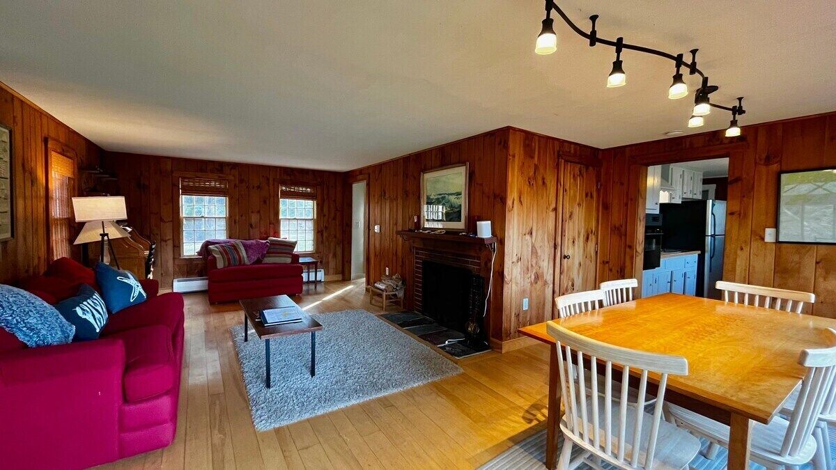 Photo of Livingroom in Tenants Harbor