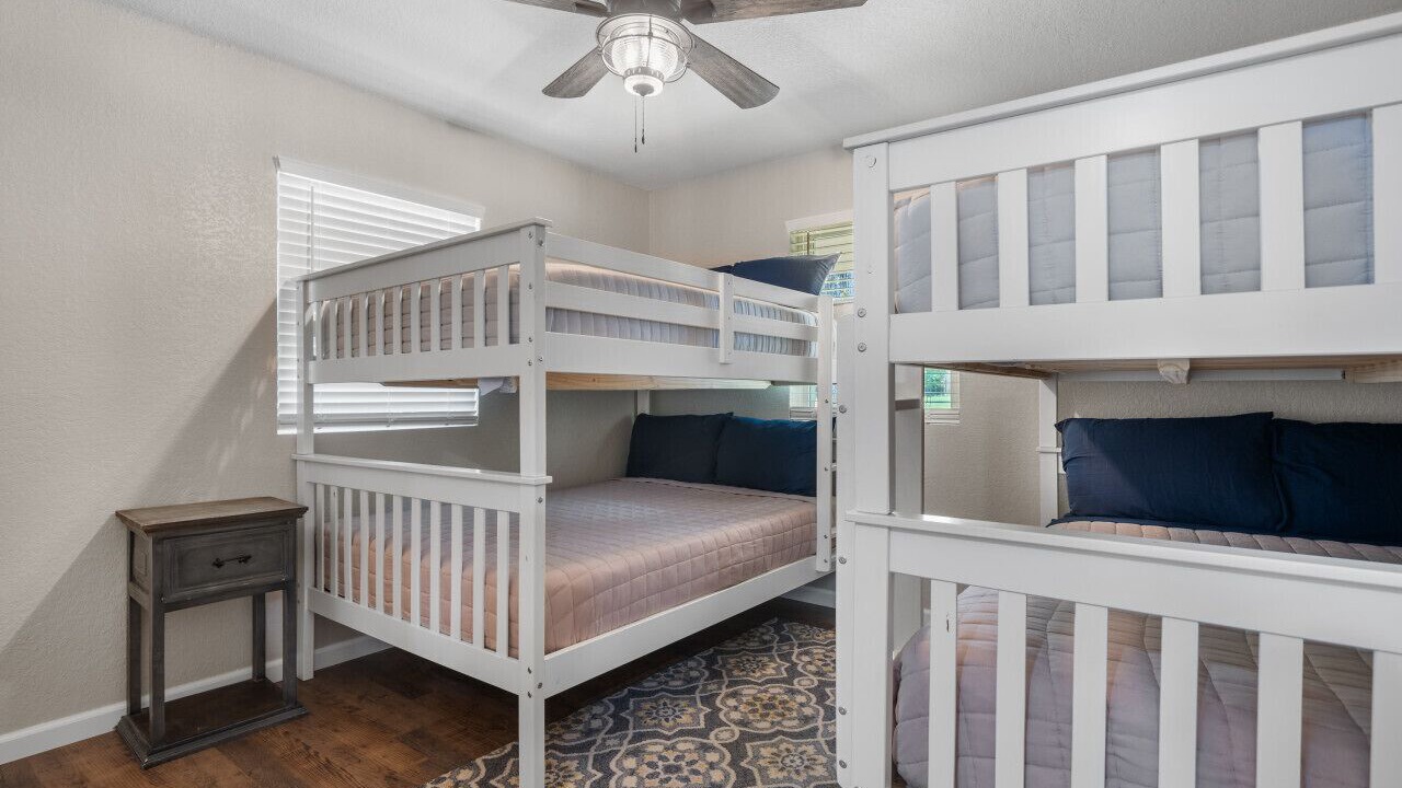Photo of Bedroom in Russellville