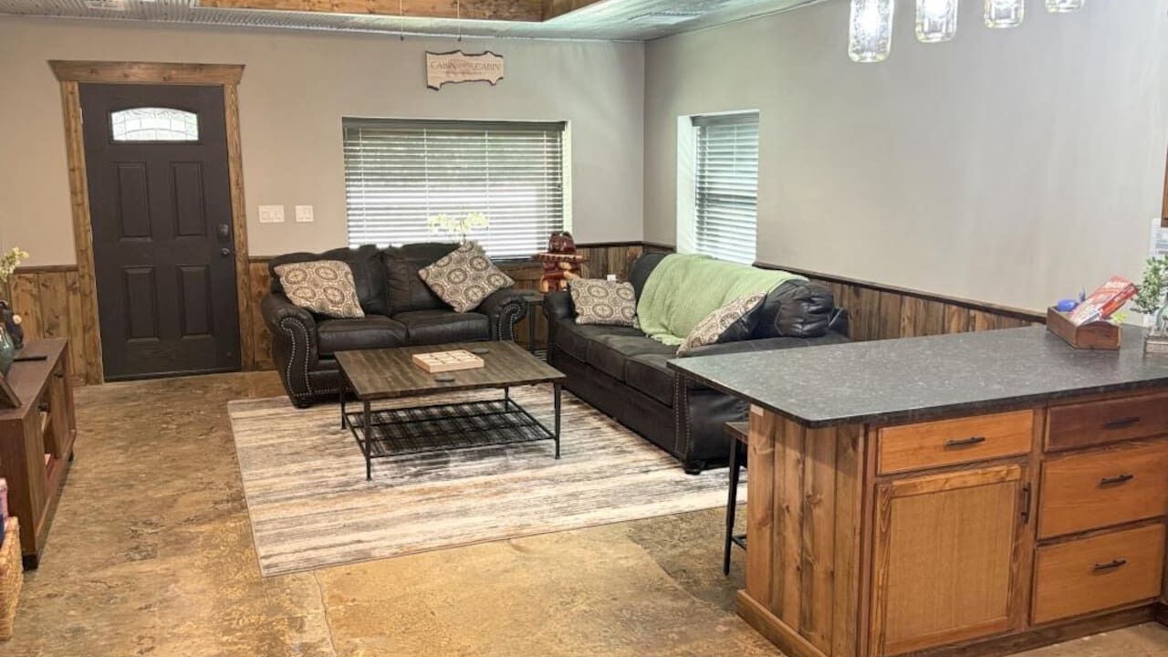 Photo of Livingroom in Pickens