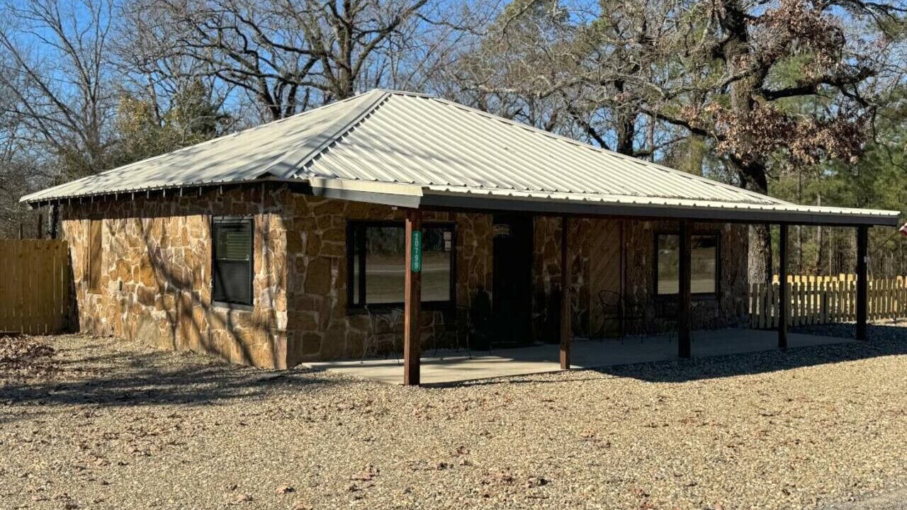 Photo of Outdoor in Pickens