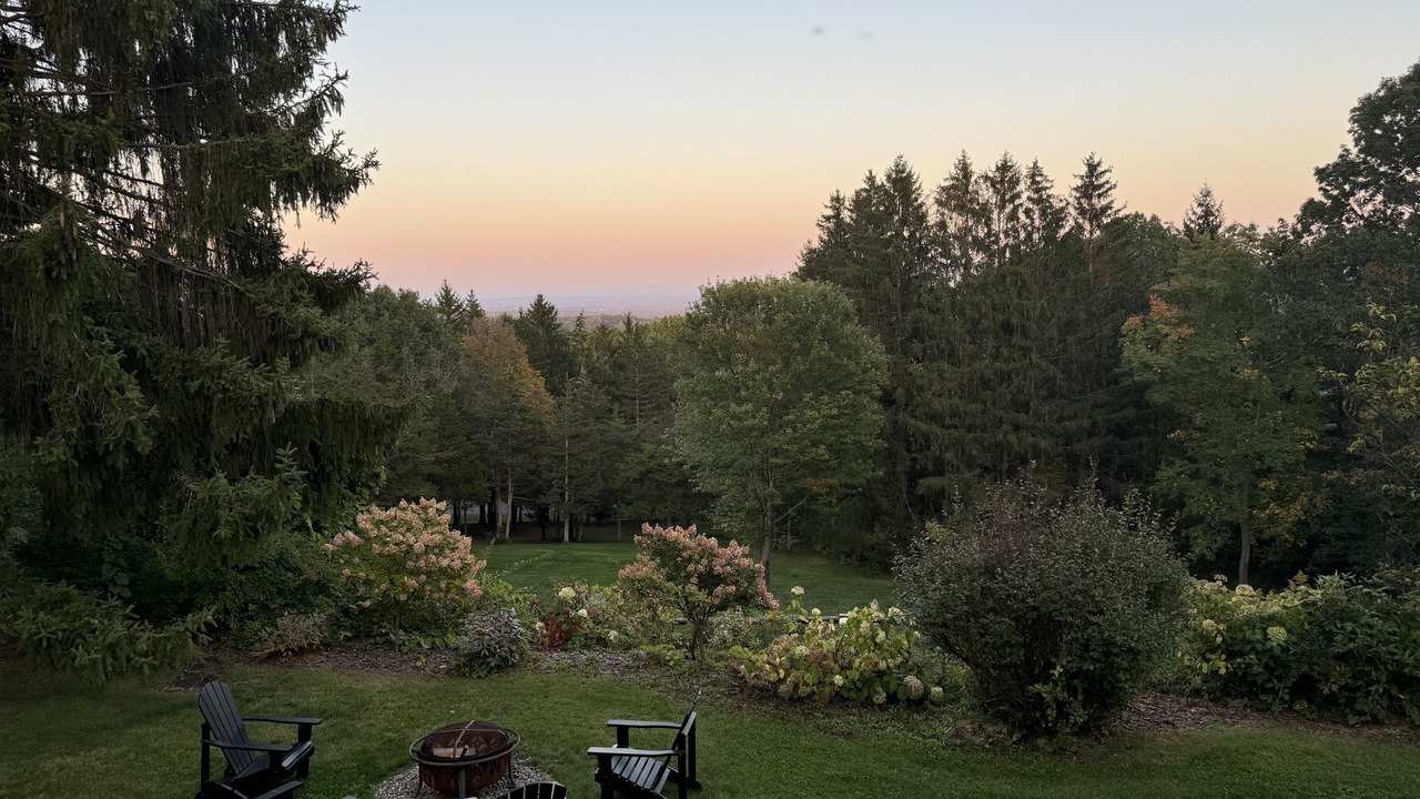 Photo of Outdoor in Hollowville
