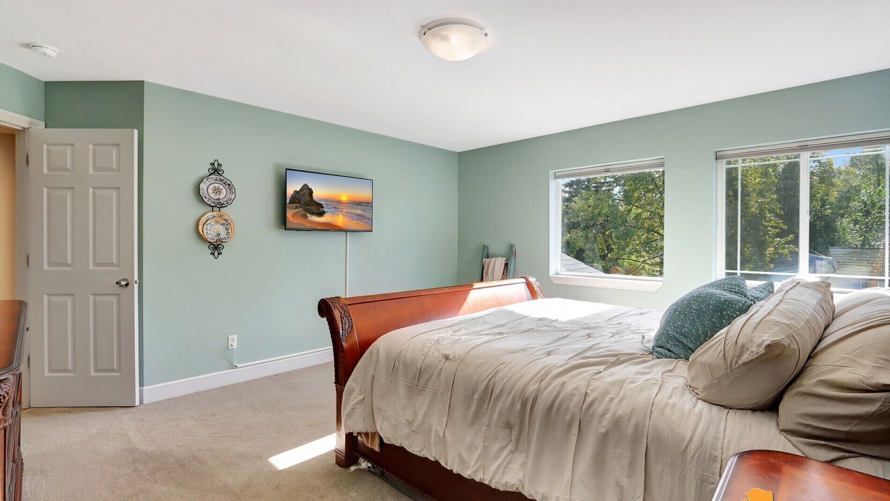Photo of Bedroom in University Area