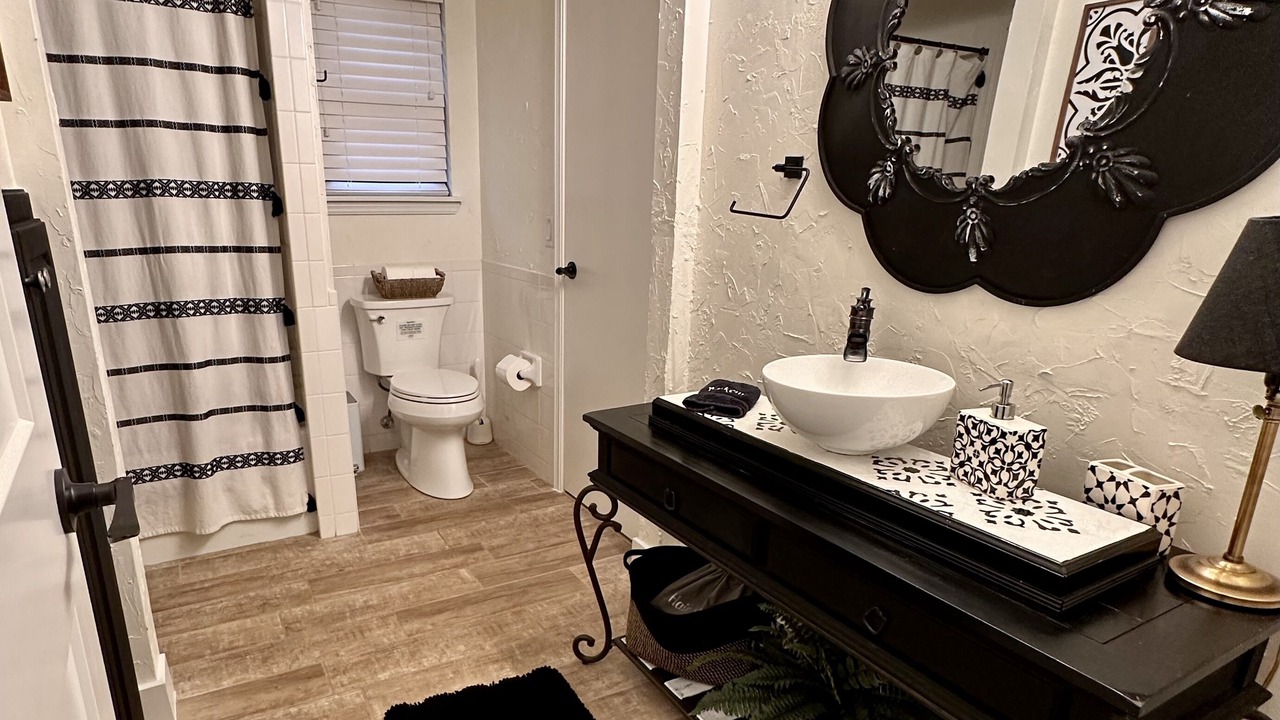 Photo of Bathroom in Sulphur