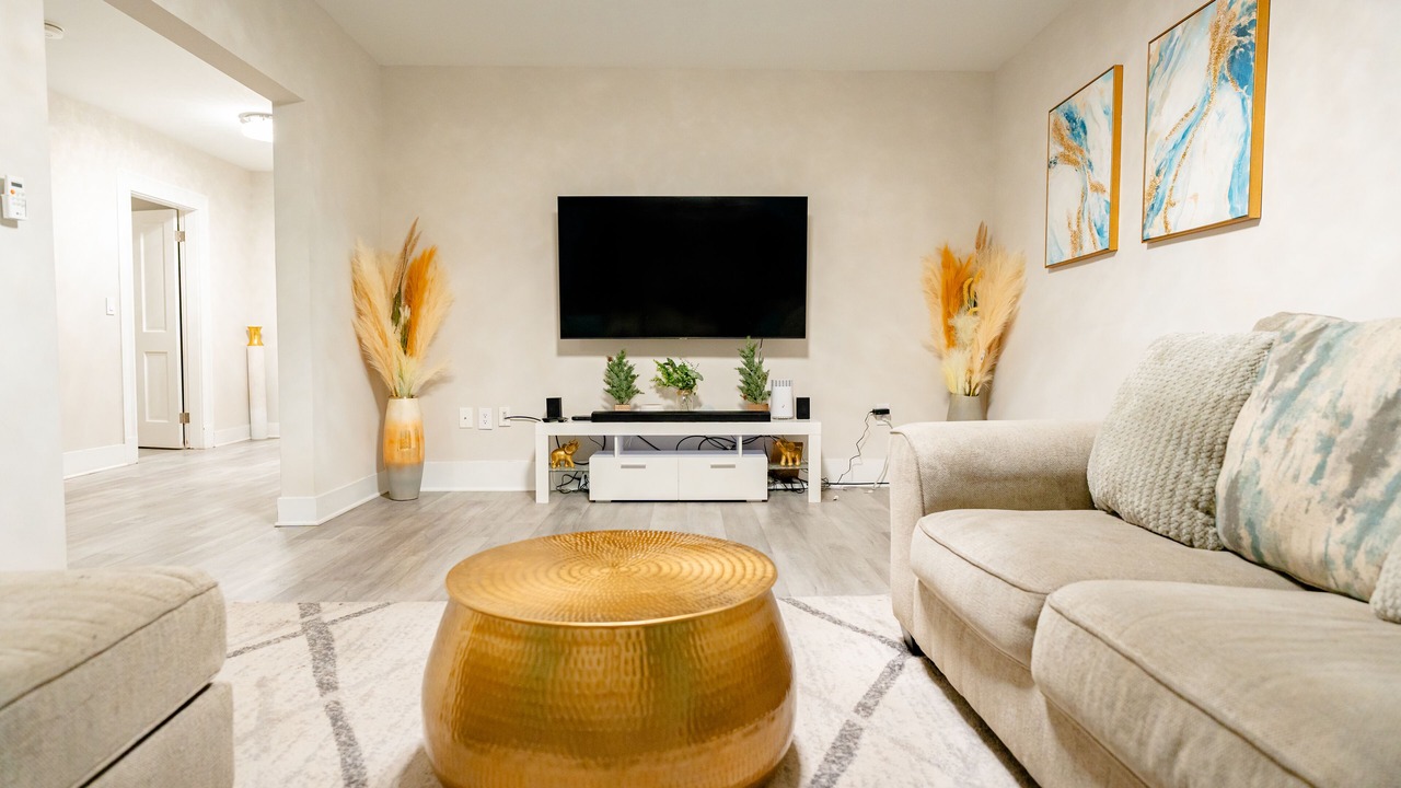 Photo of Livingroom in Readville