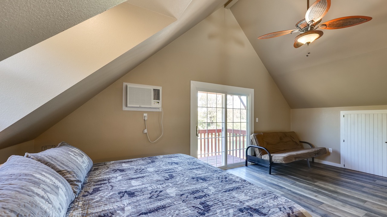 Photo of Bedroom in Mount Ida