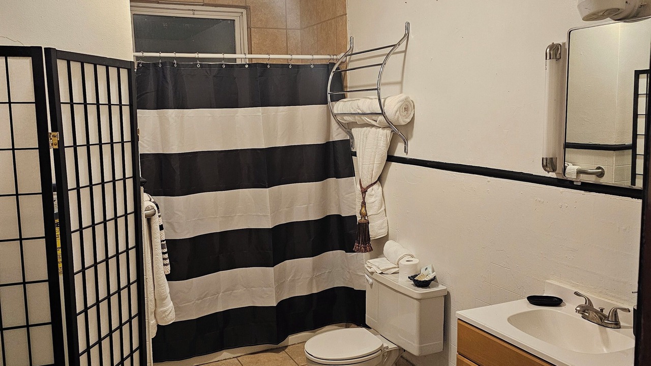 Photo of Bathroom in Logan