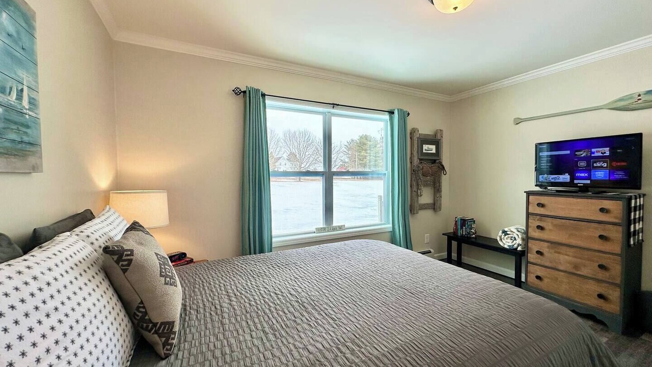 Photo of Bedroom in Lamoine