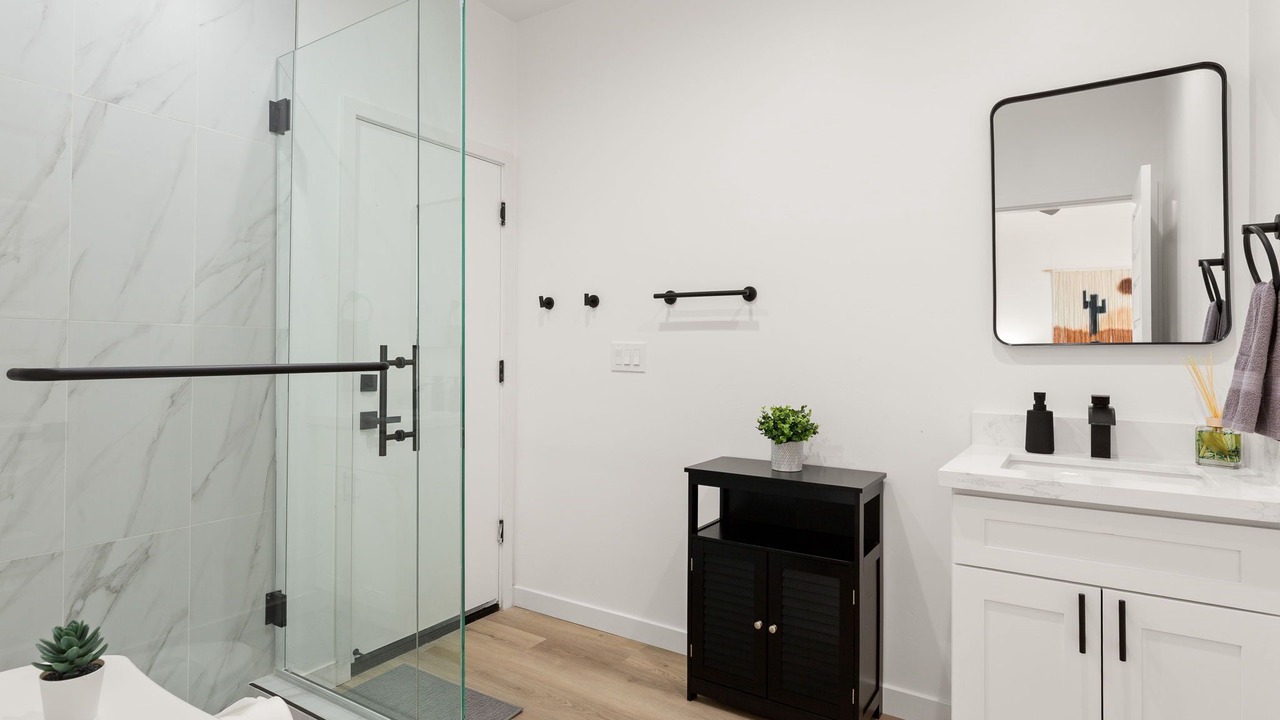 Photo of Bathroom in Greenehaven