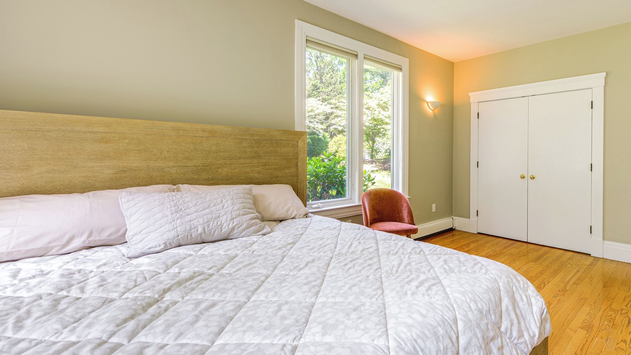 Photo of Bedroom in Weston