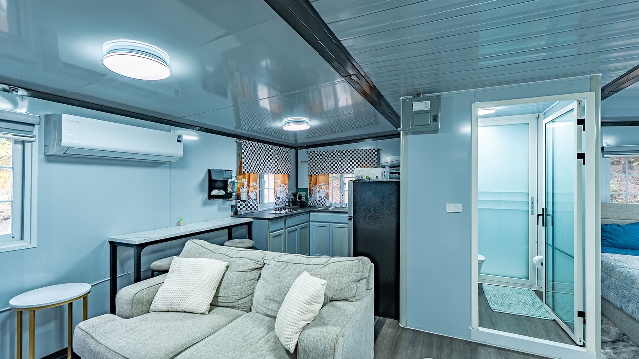 Photo of Livingroom in True