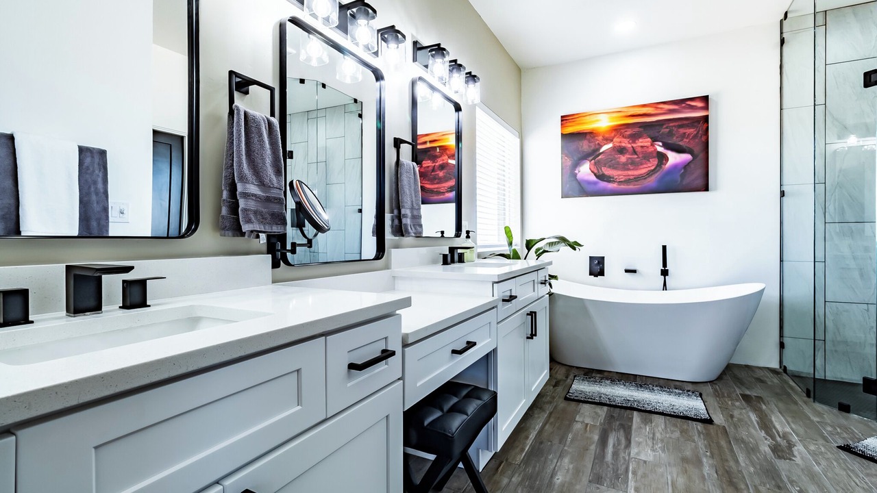 Photo of Bathroom in Greenehaven
