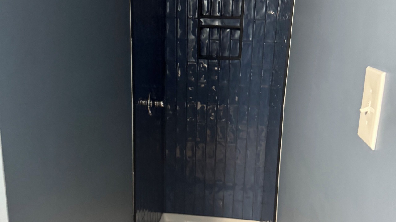 Photo of Bathroom in Bowling Green