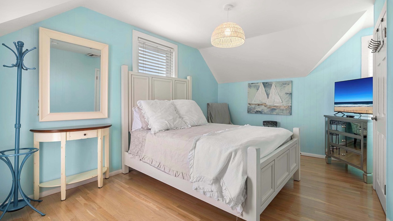 Photo of Bedroom in Salisbury Beach