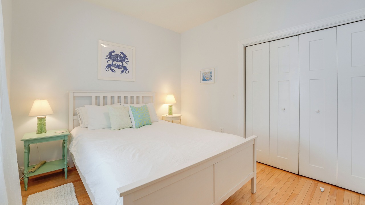 Photo of Bedroom in Back Cove