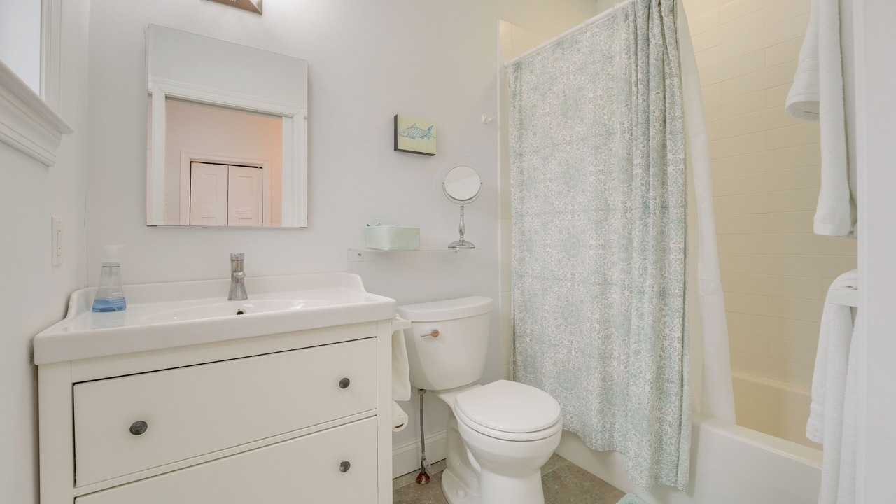 Photo of Bathroom in Back Cove