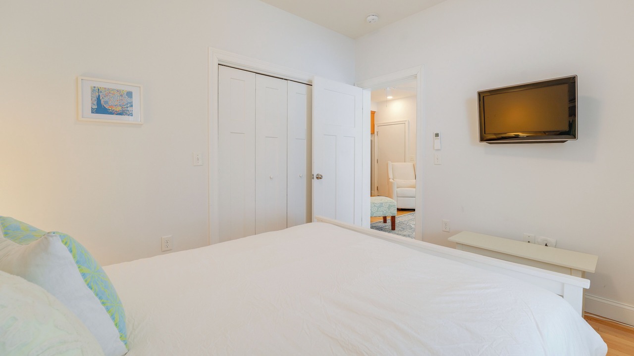 Photo of Bedroom in Back Cove