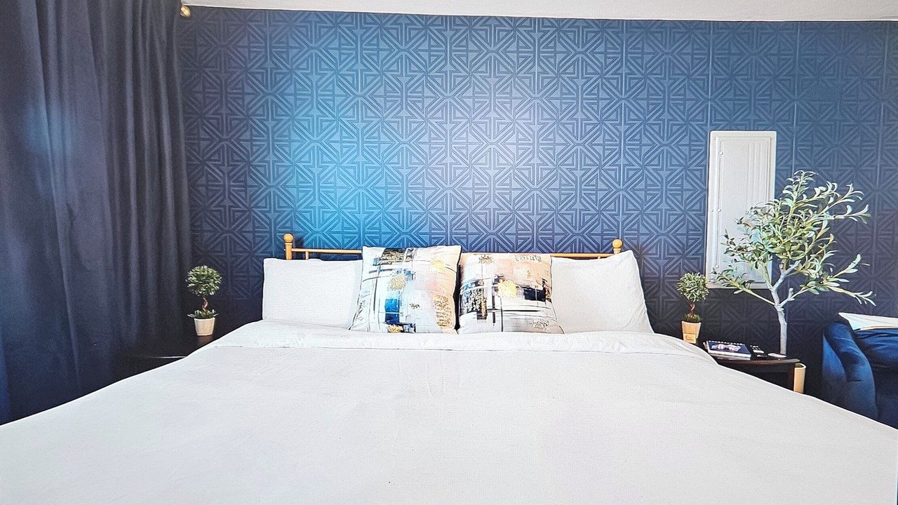 Photo of Bedroom in Elgin