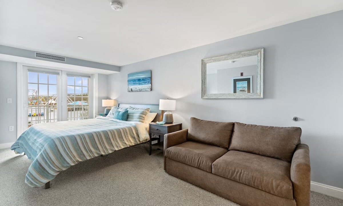 Photo of Livingroom in Old Orchard Beach