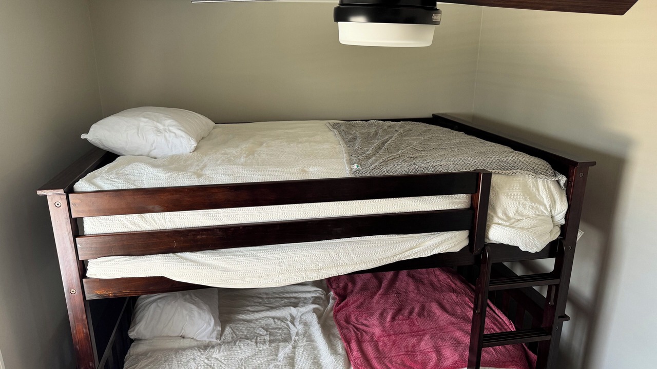 Photo of Bedroom in Vinita
