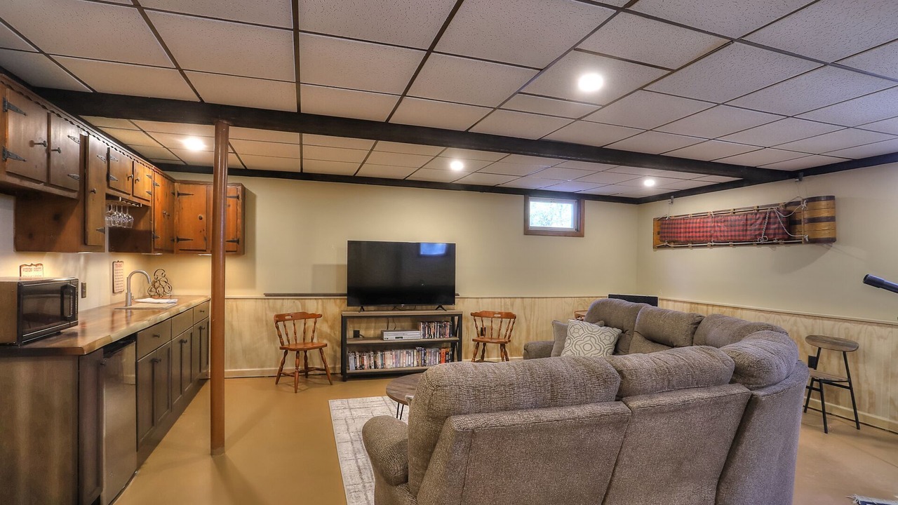 Photo of Livingroom in Rangeley Plantation