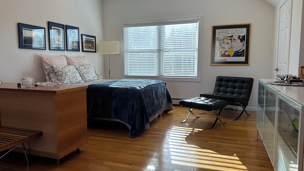 Photo of Bedroom in Orient Point