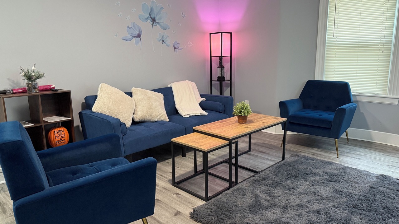 Photo of Livingroom in Forest Grove