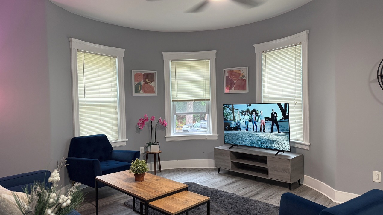 Photo of Livingroom in Forest Grove