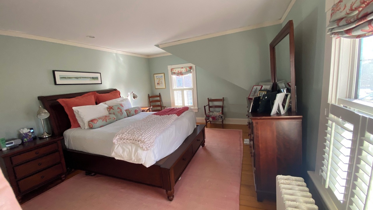 Photo of Bedroom in Silver Beach