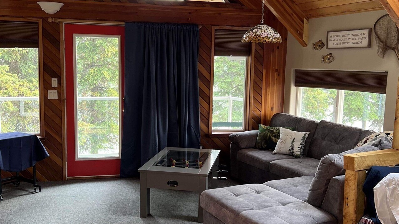 Photo of Livingroom in Funny River