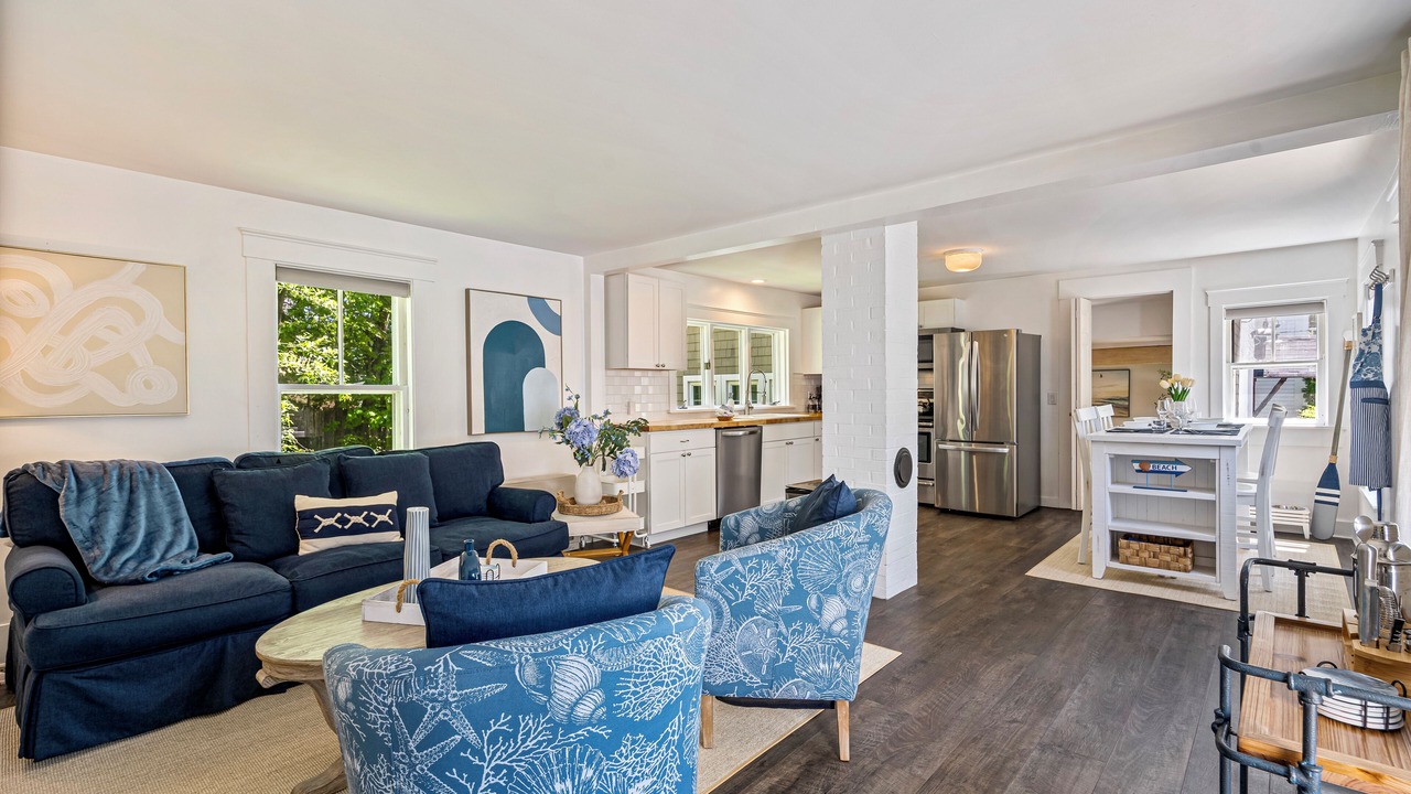 Photo of Livingroom in Falmouth Foreside