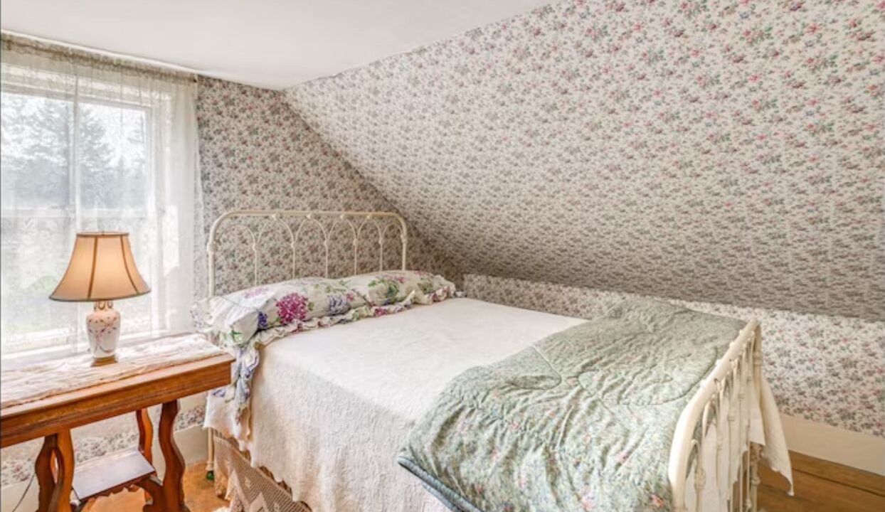 Photo of Bedroom in Milbridge