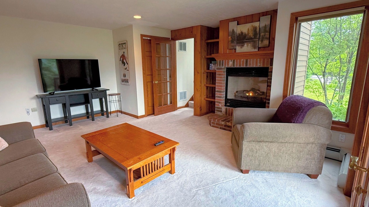 Photo of Livingroom in Carroll