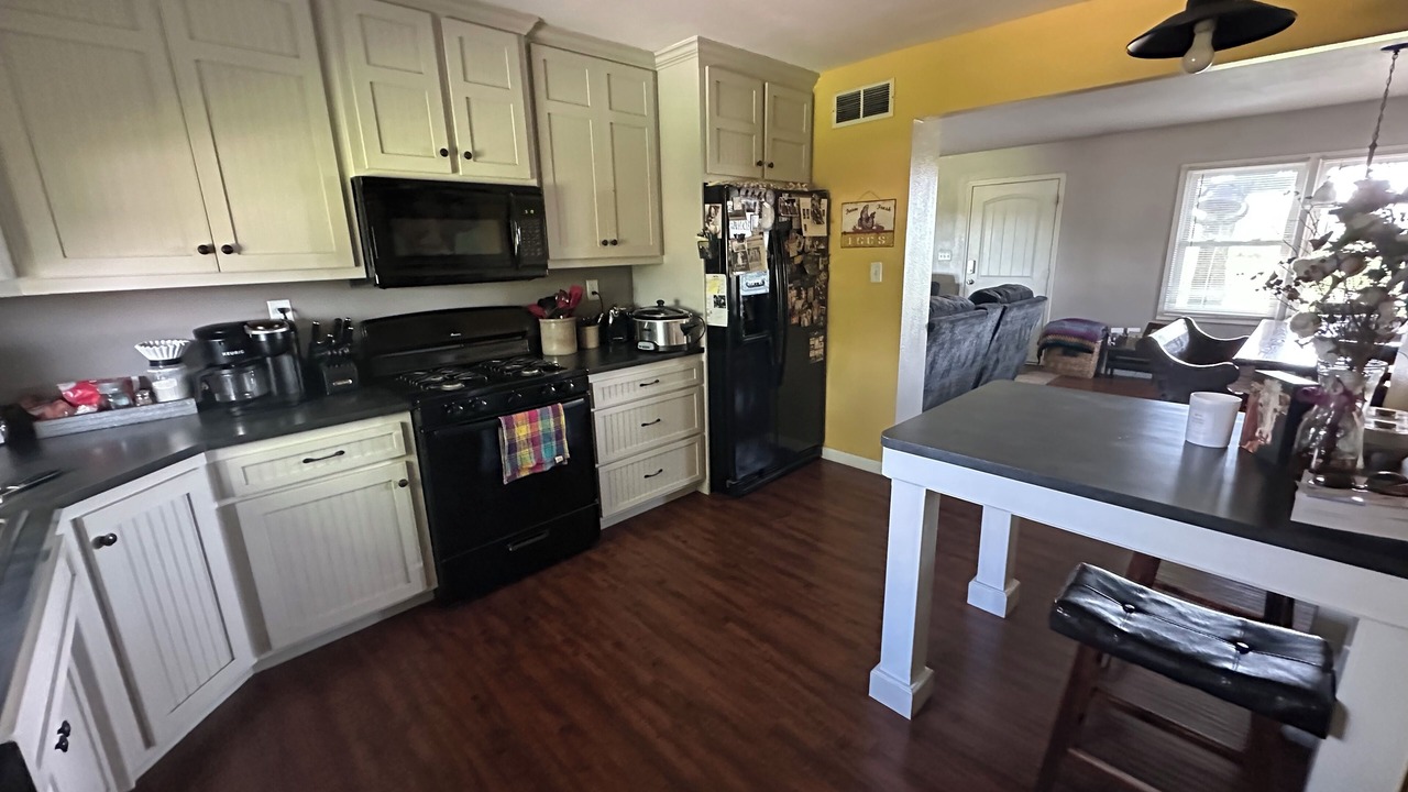 Photo of Kitchen in Butler