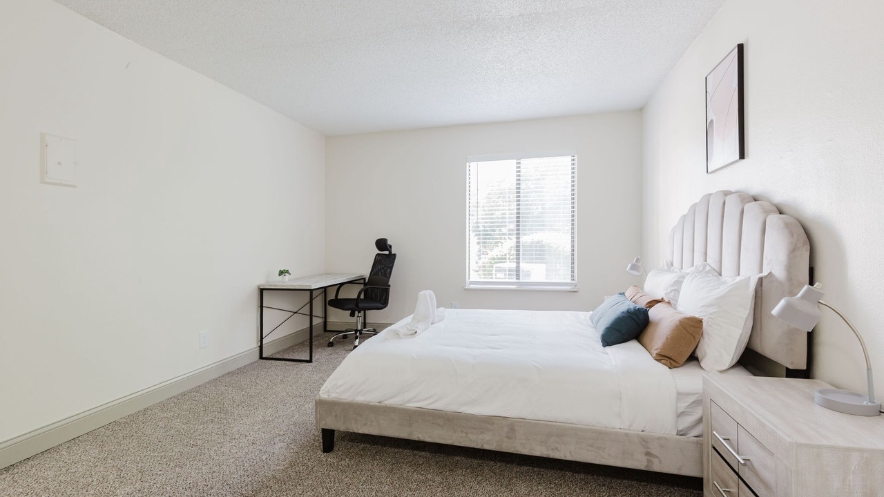Photo of Bedroom in Lenexa