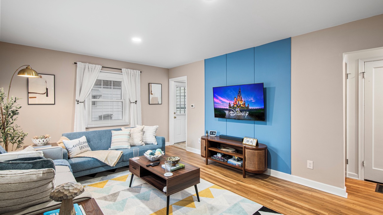 Photo of Livingroom in Central Clintonville