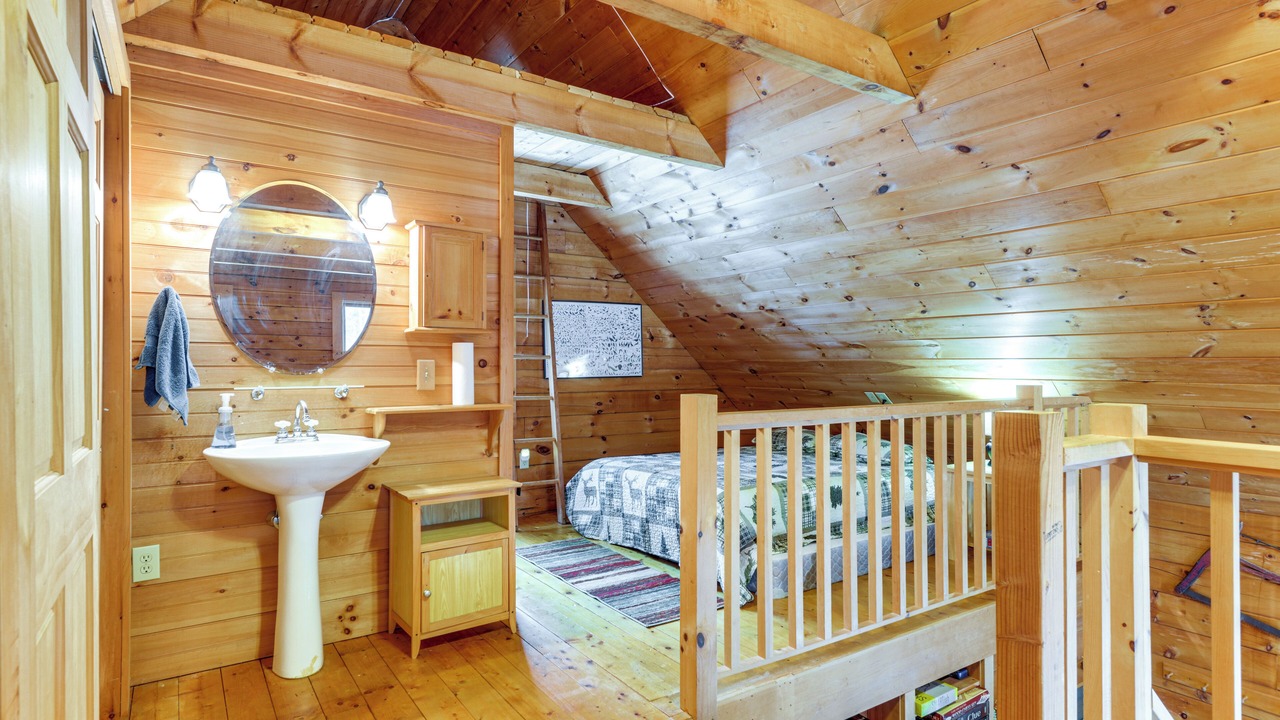 Photo of Bedroom in Stoddard