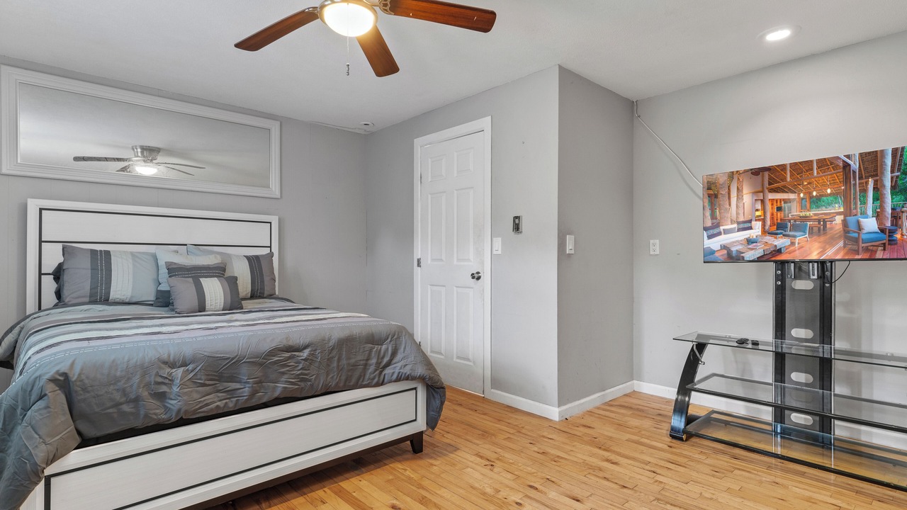 Photo of Bedroom in New London