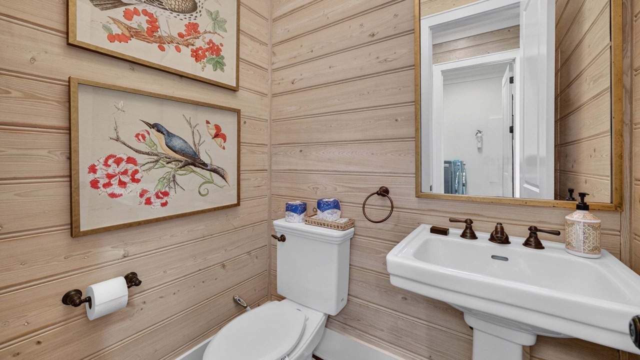 Photo of Bathroom in Debordieu Colony