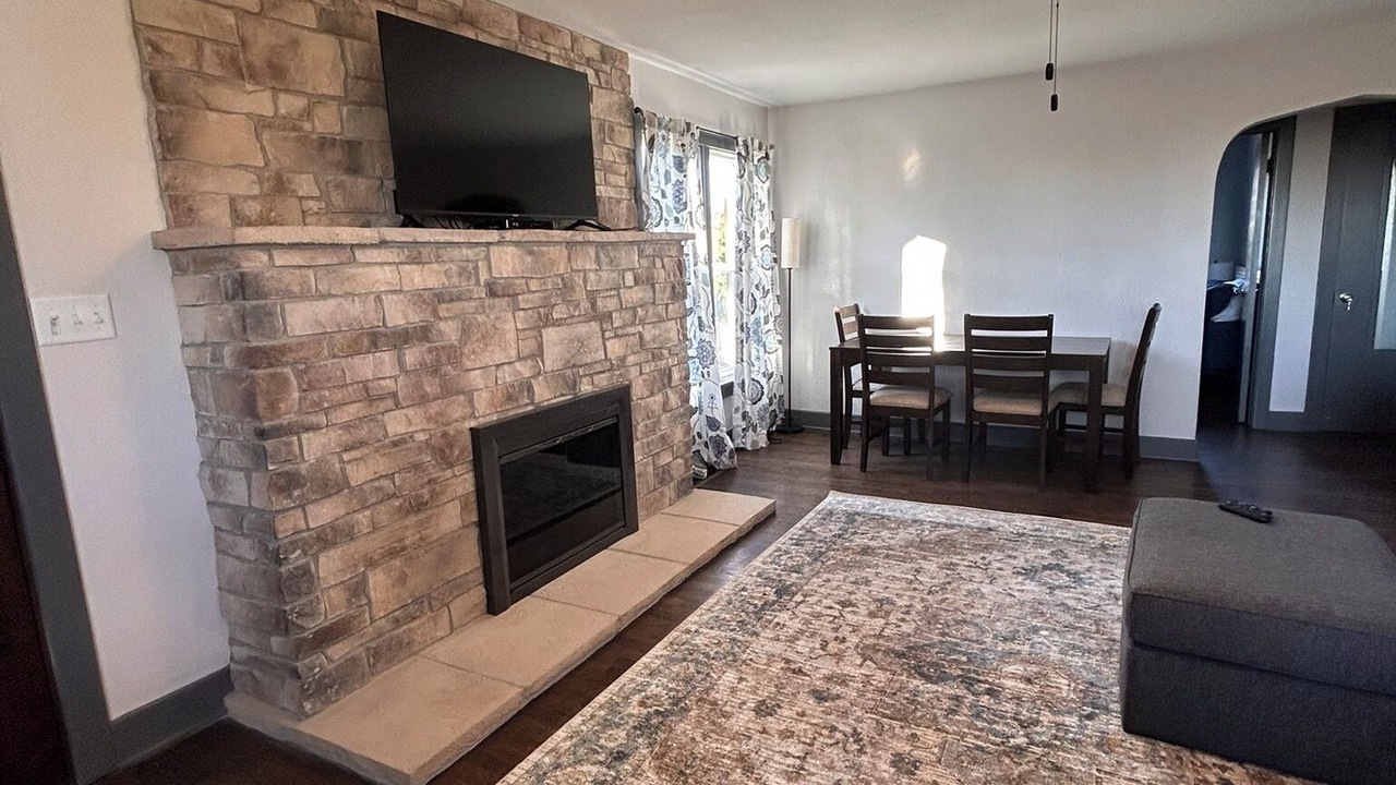 Photo of Livingroom in Mitchell County