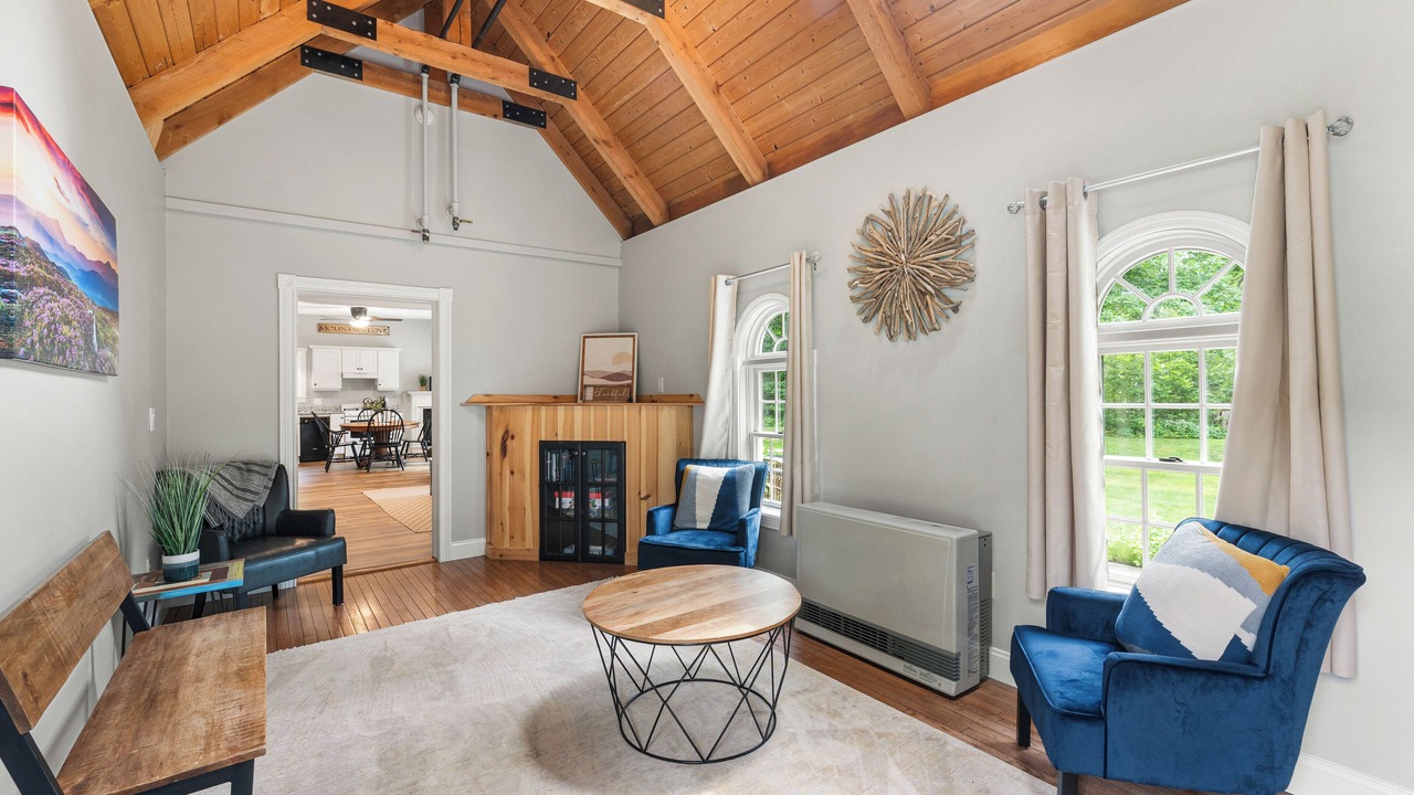 Photo of Livingroom in Intervale