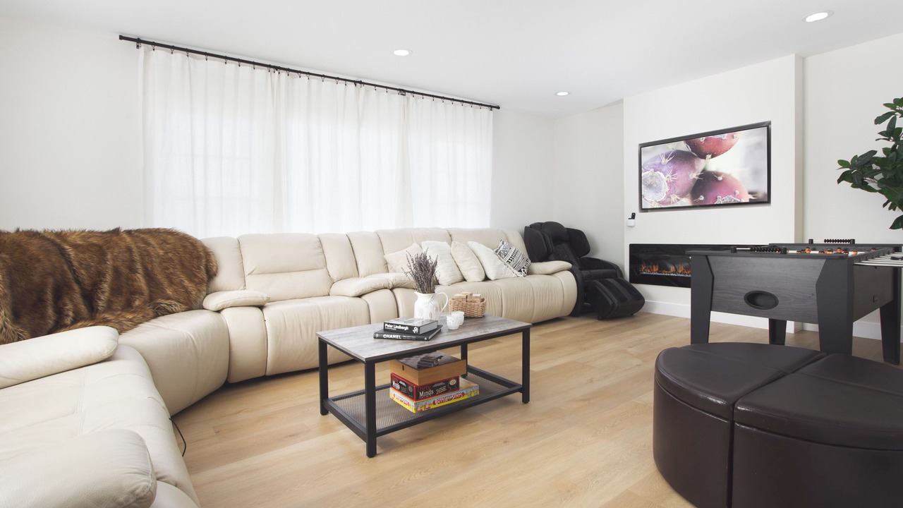 Photo of Livingroom in North Tustin