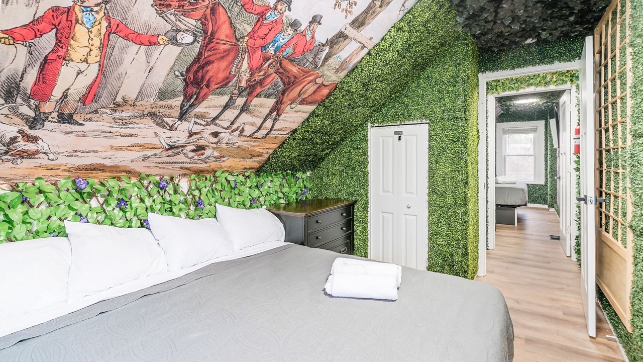 Photo of Bedroom in University District
