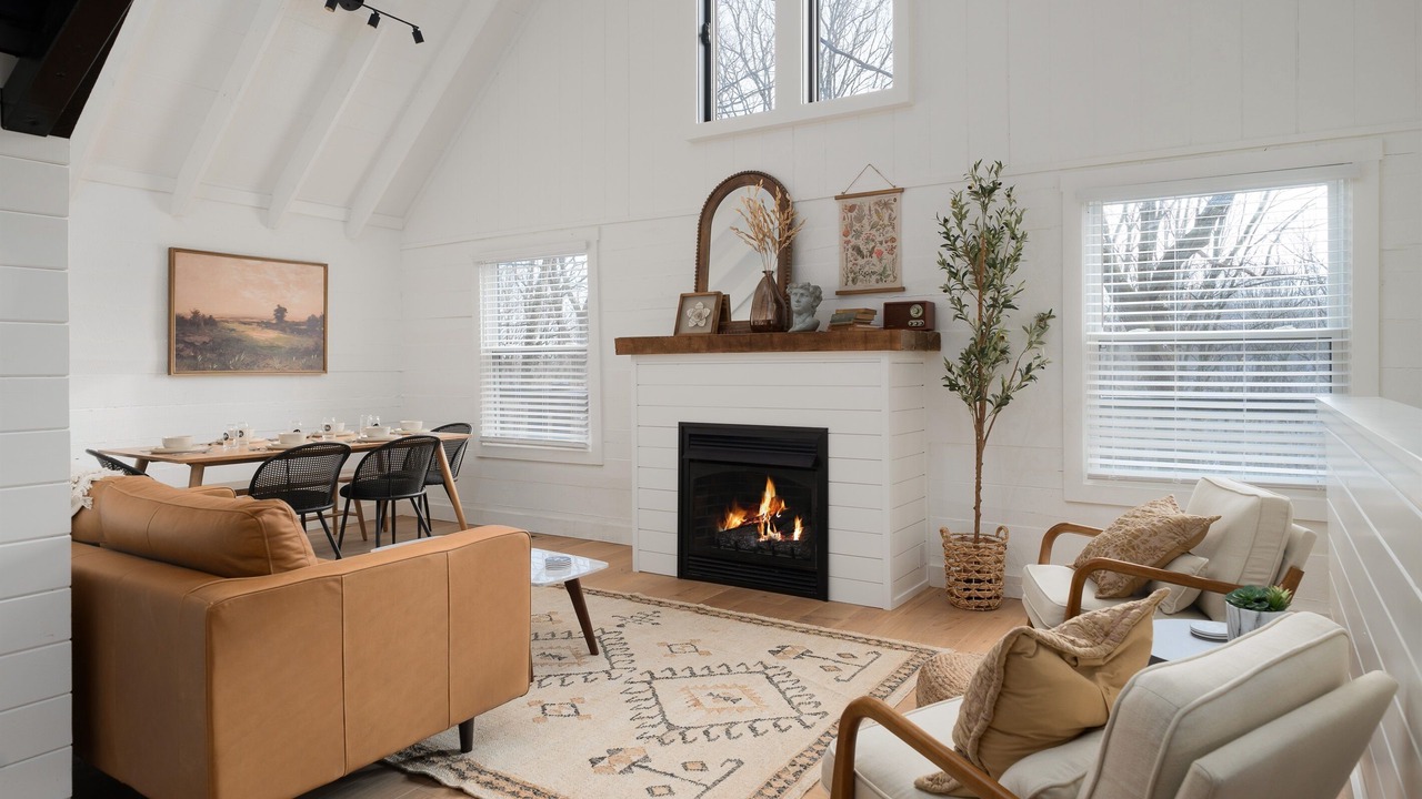 Photo of Livingroom in Laurelville