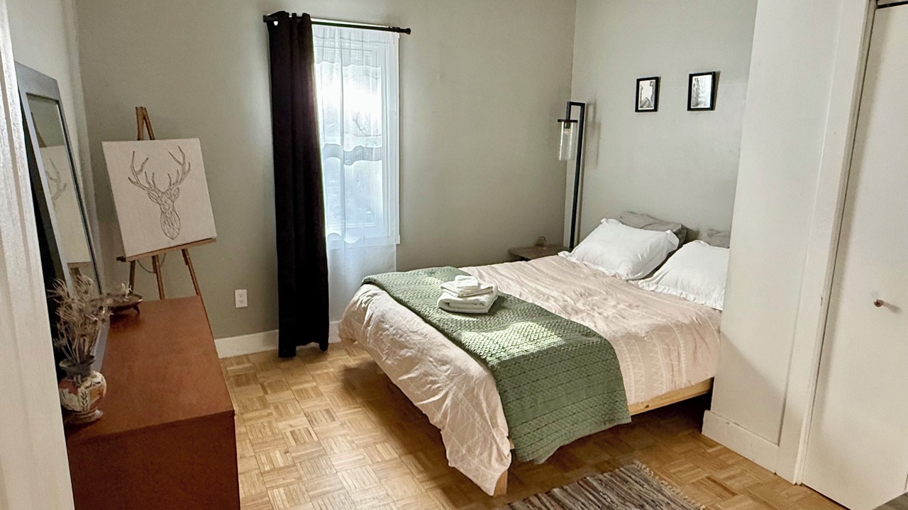 Photo of Bedroom in Hyde Square