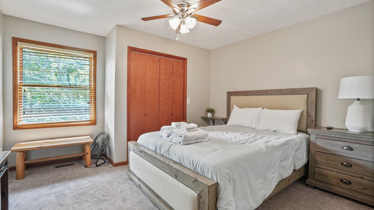 Photo of Bedroom in Laurelville